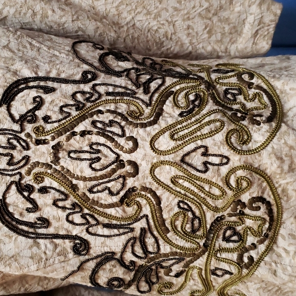 Embroidered Jacket - Picture 6 of 7